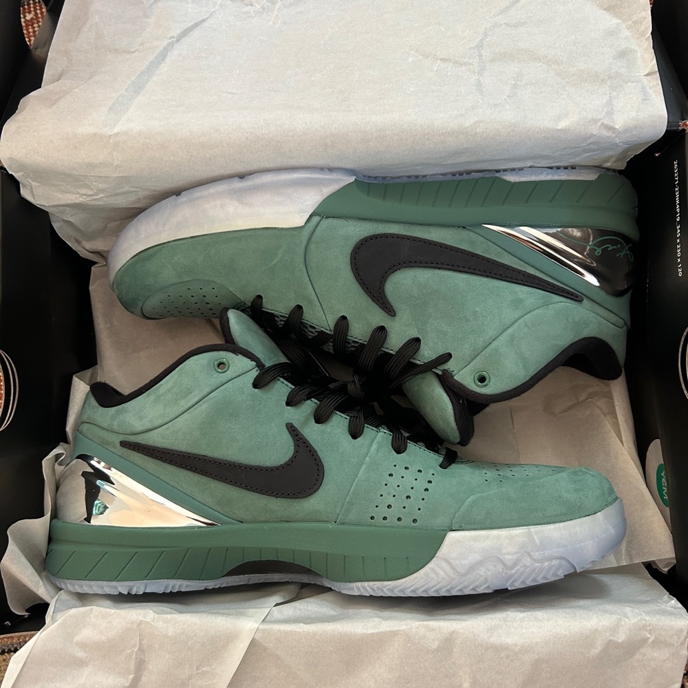 Kobe 4 Protro Girl Dad Size US 11 Mamba Mentality